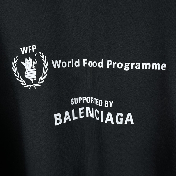 Balenciaga black printed long-sleeved T-shirt - Picture 2 of 9